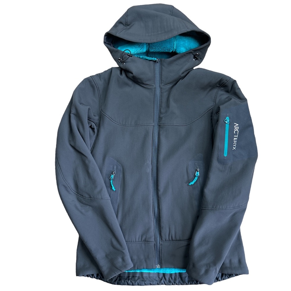 Woman’s fur lined Arc’teryx jacket